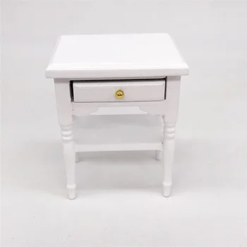 1:12 מיני בית ליד המיטה שולחן מיניאטורי מעץ רהיטים מיני בית זירת קישוט קישוטים (לבן)